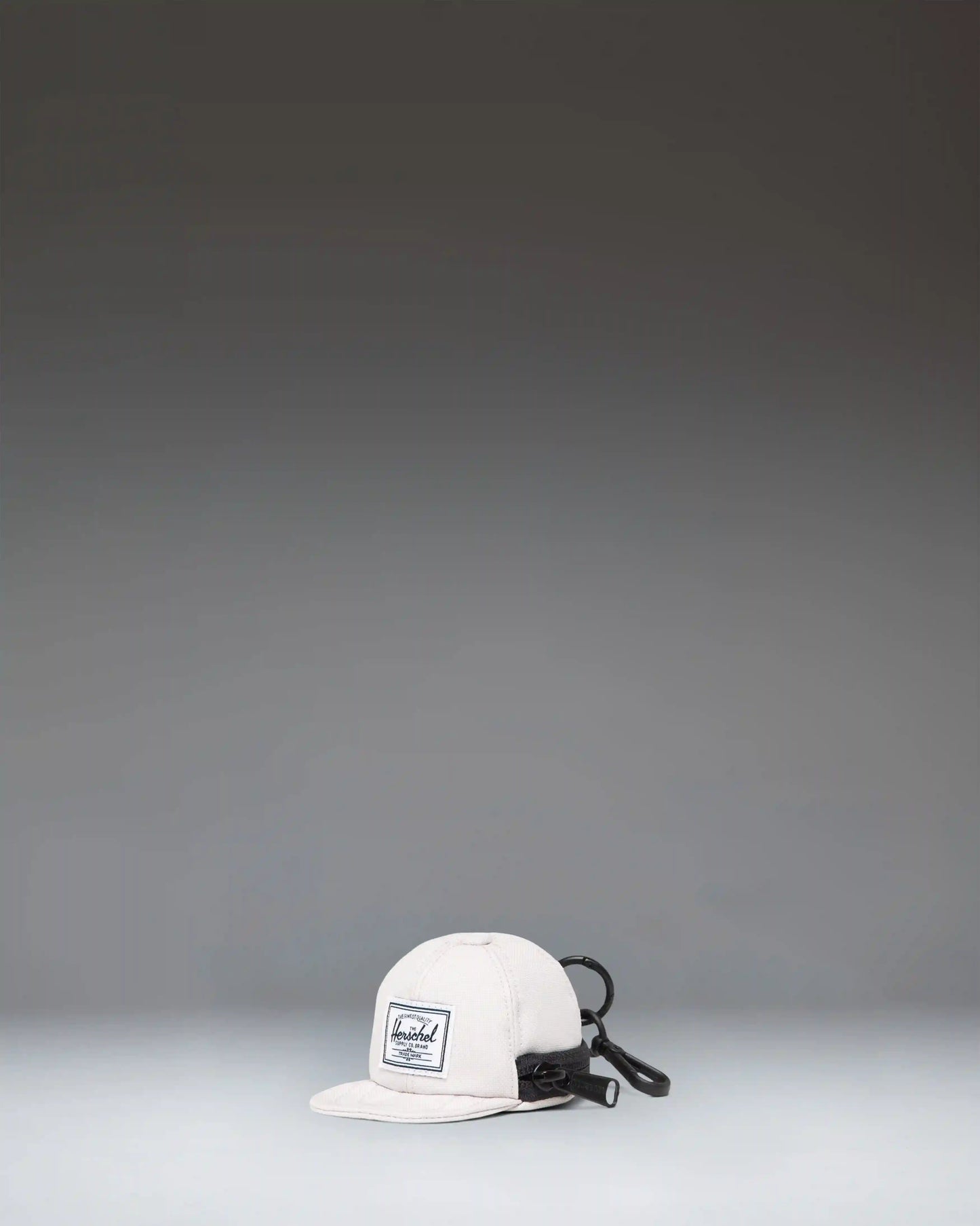 Sylas Classic Cap Bag Charm
